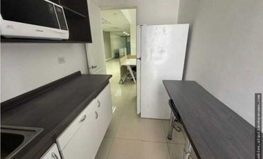 SE ALQUILA OFICINA EN AV. BALBOA CON VISTA AL MAR