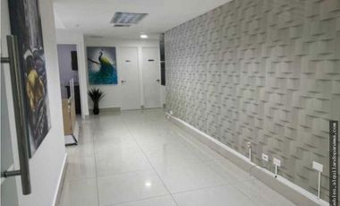 SE ALQUILA OFICINA EN AV. BALBOA CON VISTA AL MAR