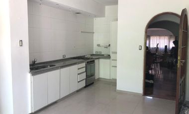 Casa para 2 Familias en venta en Bernal Centro