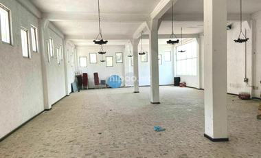 Bodega comercial en venta en Colinas de San Mateo