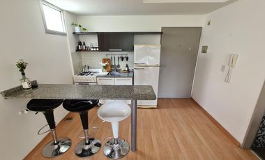 Departamento de 1 ambiente en Venta en V.crespo
