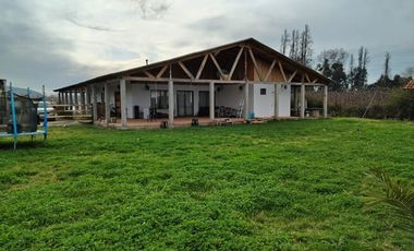 Exclusiva Casa en Parcela en Molina, Curicó.