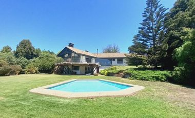 Dos Casas, en Santo Domingo tradicional.