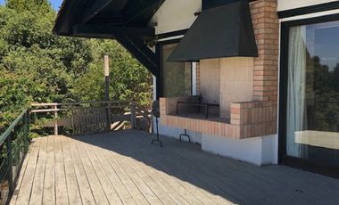 Dos Casas, en Santo Domingo tradicional.