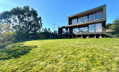 Pichilemu, Preciosa casa con maravillosa vista a Punta de Lobos