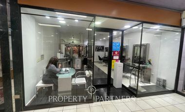 Se vende amplio local comercial en Mall Mirage a pasos de Av. Alemania