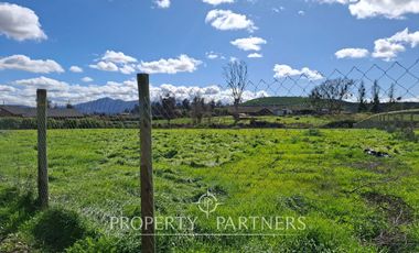 Terreno en  Exclusivo condominio residencial seguro cercano a colegios en Melipilla