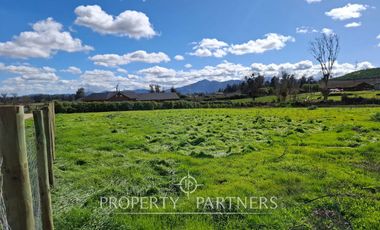 Terreno en  Exclusivo condominio residencial seguro cercano a colegios en Melipilla