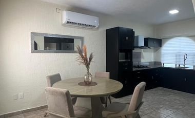 Casa Amueblada de 3 recámaras en RENTA, Priv. 33-A, Ciudad Del Carmen