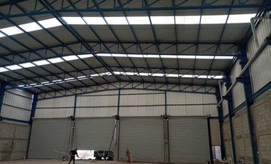 Bodega Comercial en renta - Santa Maria Ajoloapan - 1,200 m2