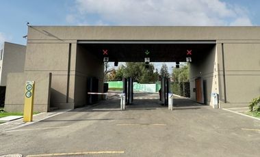 VENTA DE RESIDENCIA EN RESEVA DE LOS JINETES