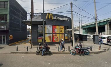 JUAN ESCUTIA, IZTAPALAPA, CDMX.  CASA CON LOCAL COMERCIAL EN VENTA