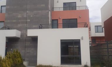 VILLAS DEL CAMPO CASA VENTA CALIMAYA ESTADO DE MEXICO