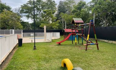 SE VENDE HERMOSO APARTAMENTO EN EL CR SAN MARINO EN JAMUNDI