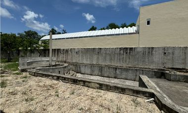 Terreno en renta con construcción,  Av. Huayacán, Cancún