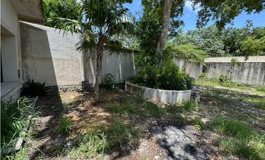 Terreno en renta con construcción,  Av. Huayacán, Cancún