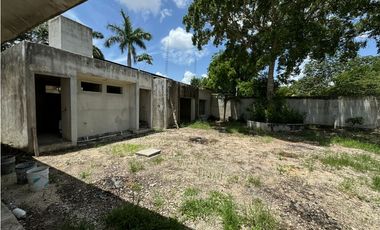 Terreno en renta con construcción,  Av. Huayacán, Cancún
