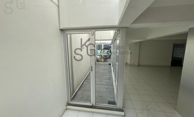 Locales en Lomas de Tecamachalco, Naucalpan de Juárez