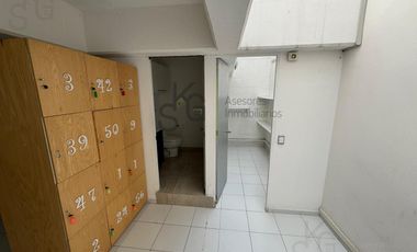 Locales en Lomas de Tecamachalco, Naucalpan de Juárez