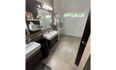 Se vende casa en San Francisco
