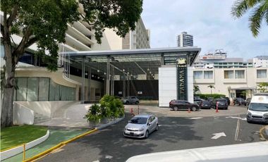 LOCAL VIA VENETTO FRENTE AL HOTEL PANAMA 64M2