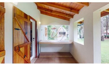 CASA / URTUBEY AL 900