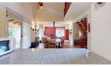 CASA / URTUBEY AL 900