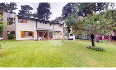 CASA / URTUBEY AL 900