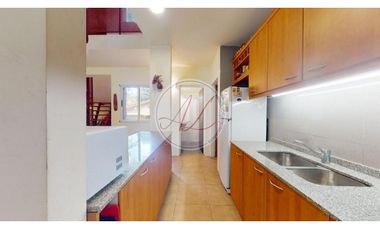 CASA / URTUBEY AL 900