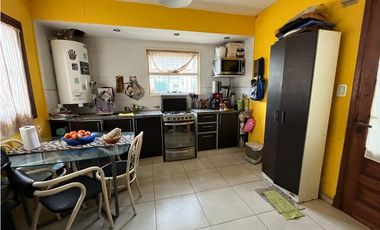 CASA EN GROSELLAR  3 AMB.  DAPROTIS 6359