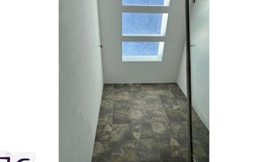 CASA MODERNA AL SUR DE CUERNAVACA