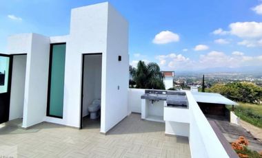 CASA AL SUR DE CUERNAVACA - 3 DE MAYO