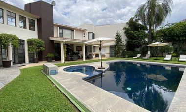 HERMOSA CASA EN FRACC. BURGOS