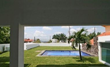CASA EN BURGOS BUGAMBILIAS VIG 24/7