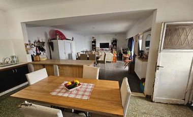 Departamento Tipo Casa en venta en Lanus Oeste