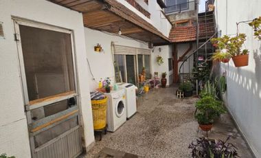 Departamento Tipo Casa en venta en Lanus Oeste