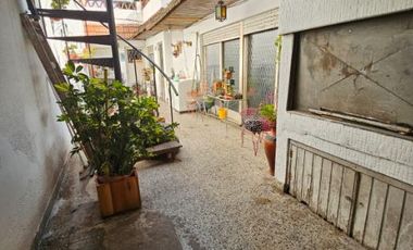 Departamento Tipo Casa en venta en Lanus Oeste