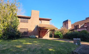 Casa en alquiler en Las Praderas de Lujan