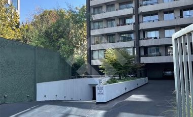 Estacionamiento en Venta en Av Andrés Bello / Antonio Bellet