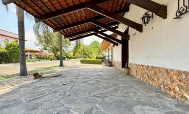 VENTA CASA en el Cristo con Jardín Grande tipo Hacienda