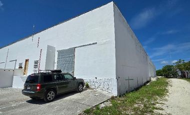 BODEGA EN PARQUE INDUSTRIAL EN RENTA EN CANCUN 2,500 MTS COLDWELL BANKER PUNTA SUR