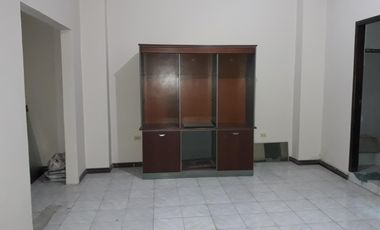Venta de edificio con renta en avenida 9 de octubre