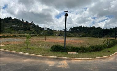 Vendo Lote en Condominio  en Las Palmas