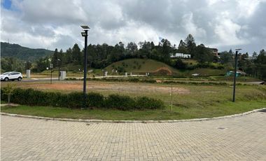 Vendo Lote en Condominio  en Las Palmas