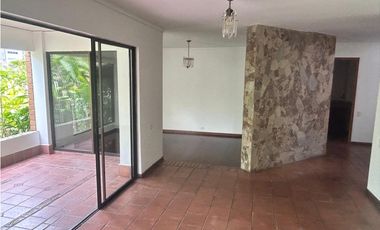 Venta Casa unidad cerrada  el Tesoro el Poblado