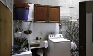 VENTA CASA ESQUINERA BARRIO LOPEZ DE MESA/CORDOBA