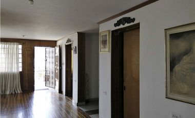 VENTA CASA ESQUINERA BARRIO LOPEZ DE MESA/CORDOBA