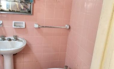Casa con 2 Departamentos Venta en BLOCK - Temperley