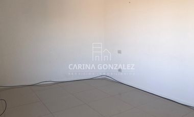 VENTA DEPARTAMENTO semipiso de 3 dormitorios,  en Barrio Gamma, Neuquén Capital