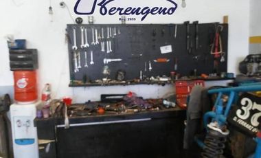 Galpón con vivienda en Hernandarias y Mac Gaul